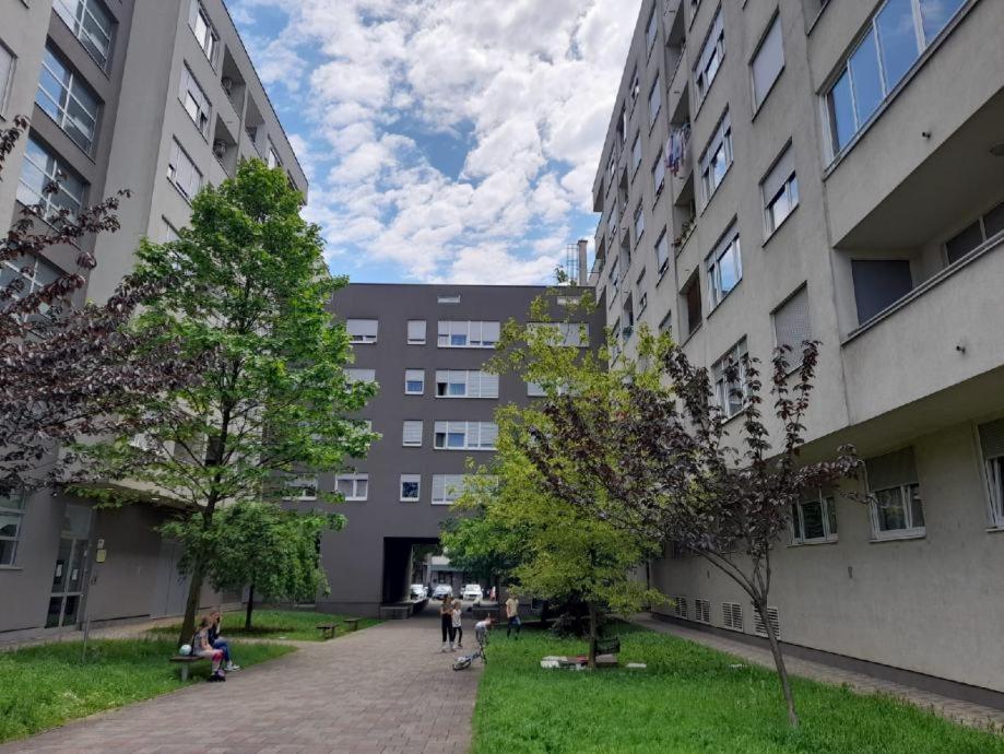 Apartman Lumi Arena Zagreb Exterior photo